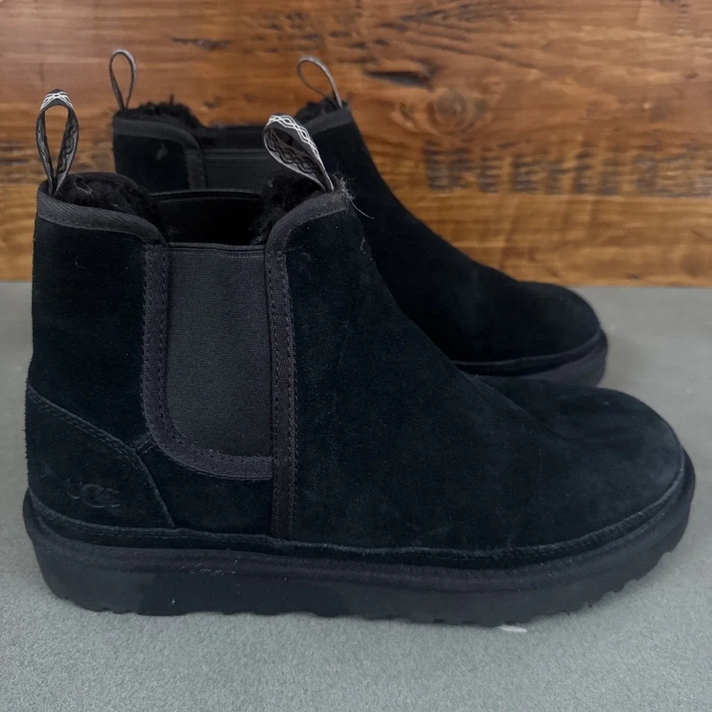UGG Neumel Chelsea Black Suede Boots Mens 10 S/N 1121644